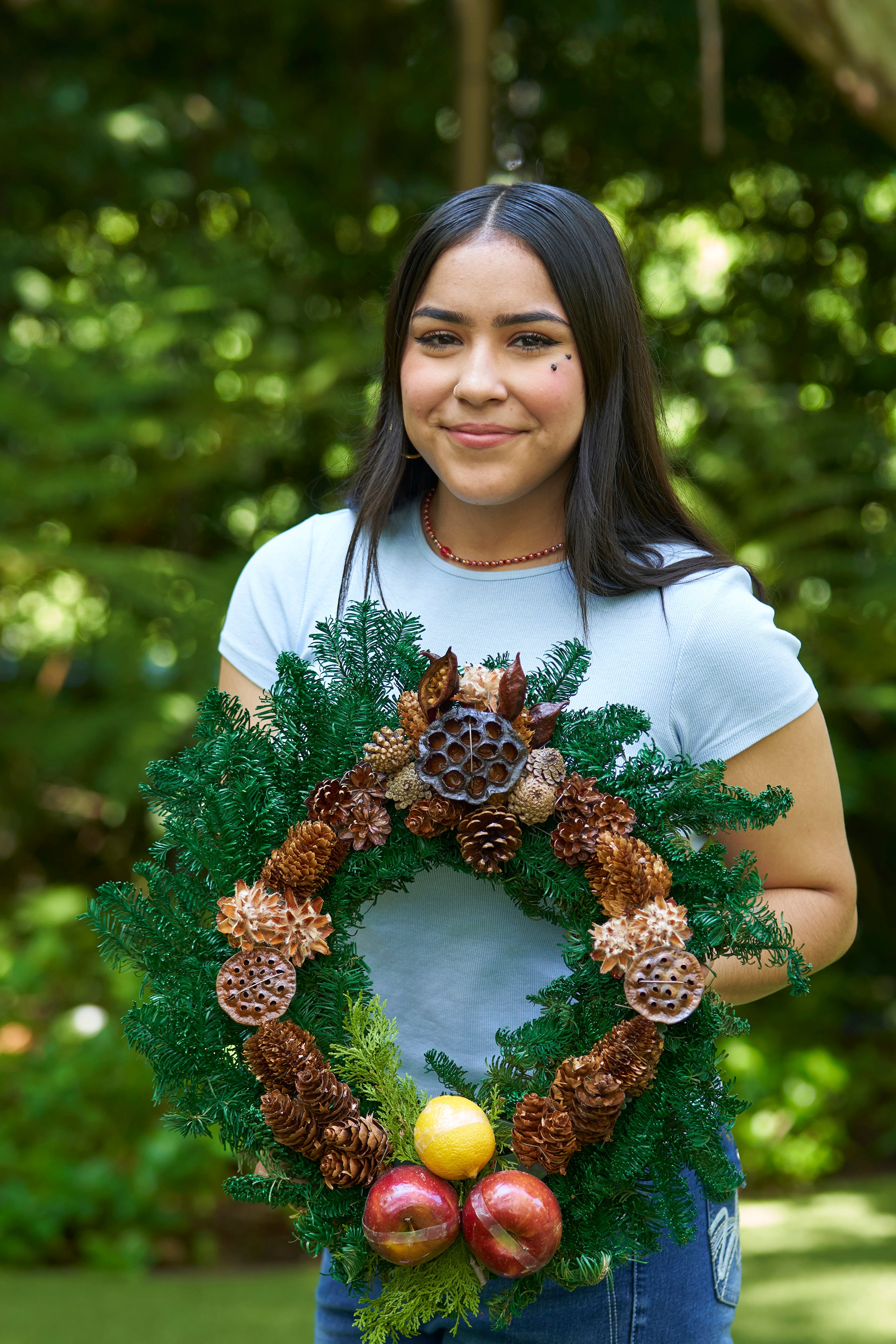 Della Robbia 22-inch Wreath - Boys Republic